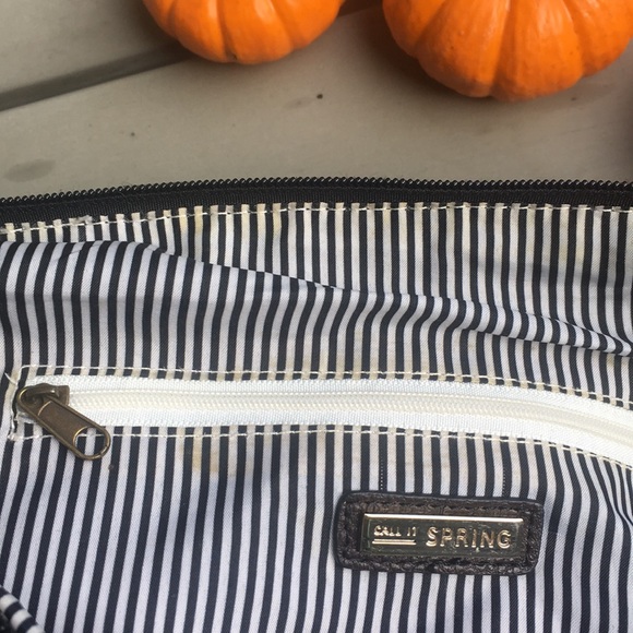 Call it Spring- Weekend Bag - Picture 3 of 4